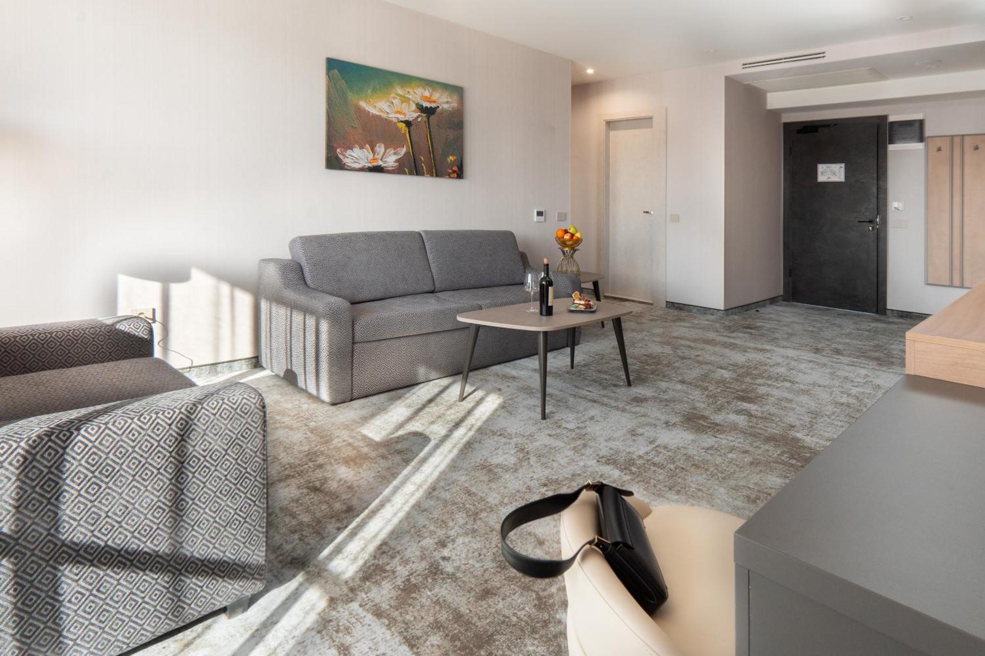 פאבל באניה Atmosphere Balneo Hotel & Spa מראה חיצוני תמונה